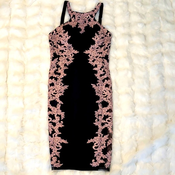 Black Dress - Picture 1 of 6